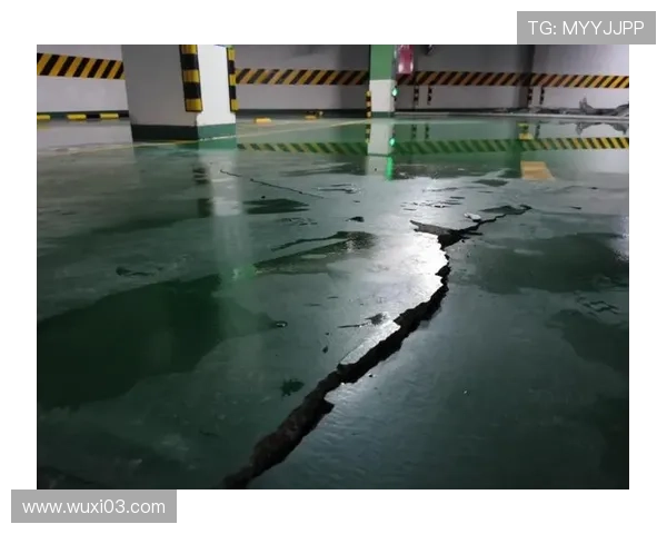 地板渗水吉晋战延迟一小时开赛